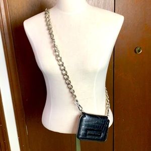 Crossbody metal chain purse/wallet